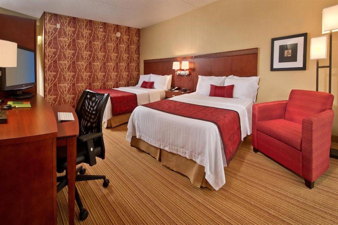 Courtyard Philadelphia Willow Grove Luaran gambar