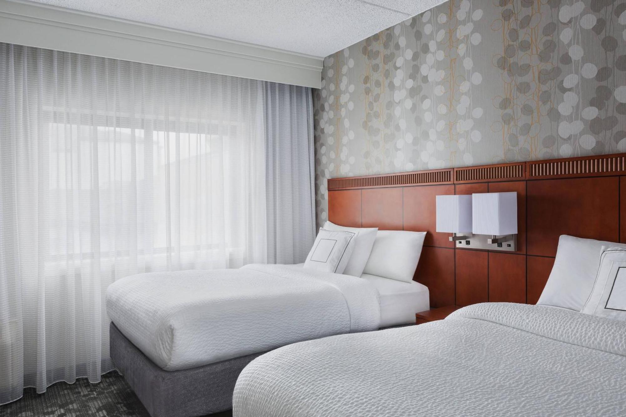 Courtyard Philadelphia Willow Grove Luaran gambar