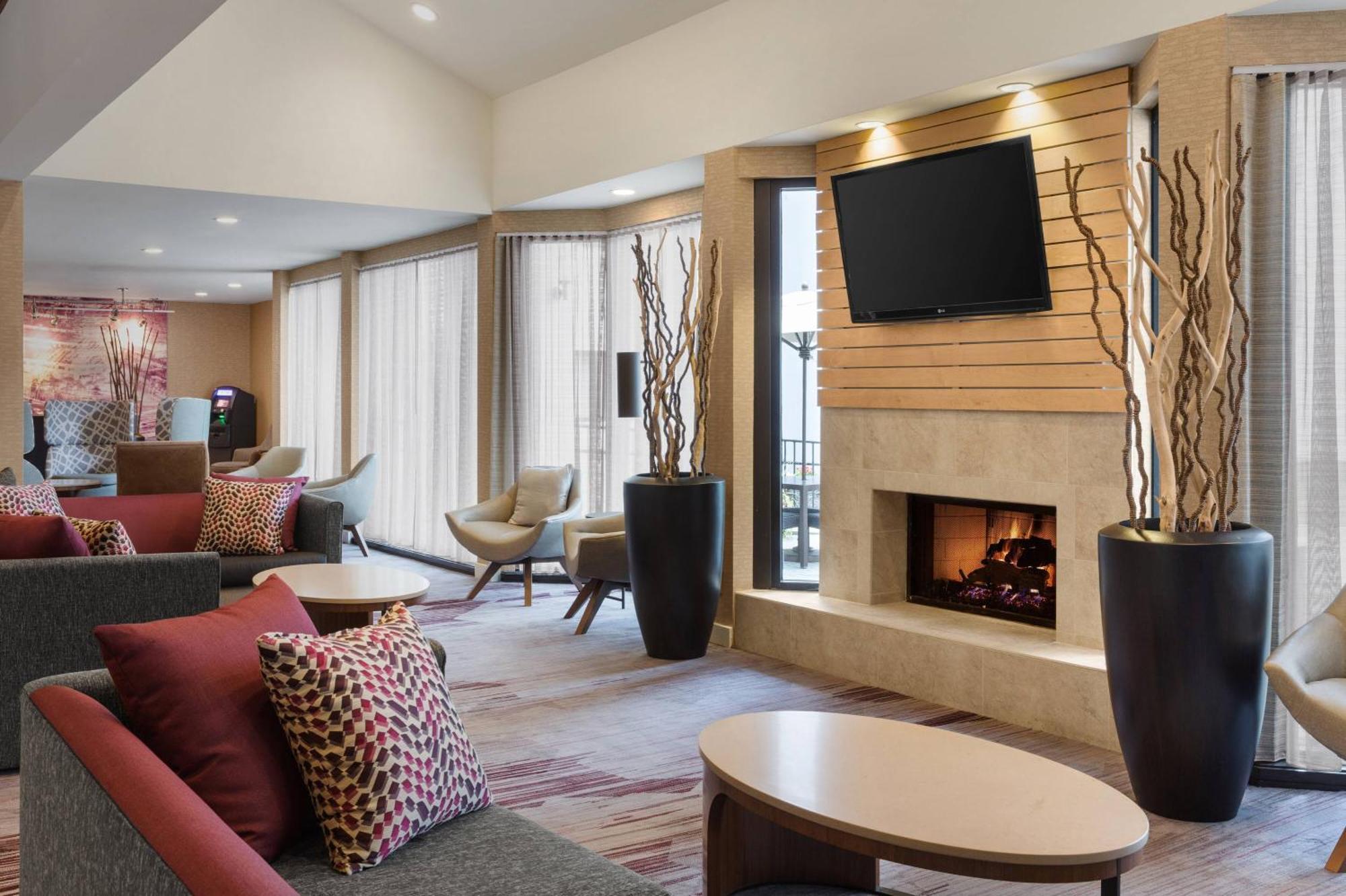 Courtyard Philadelphia Willow Grove Luaran gambar