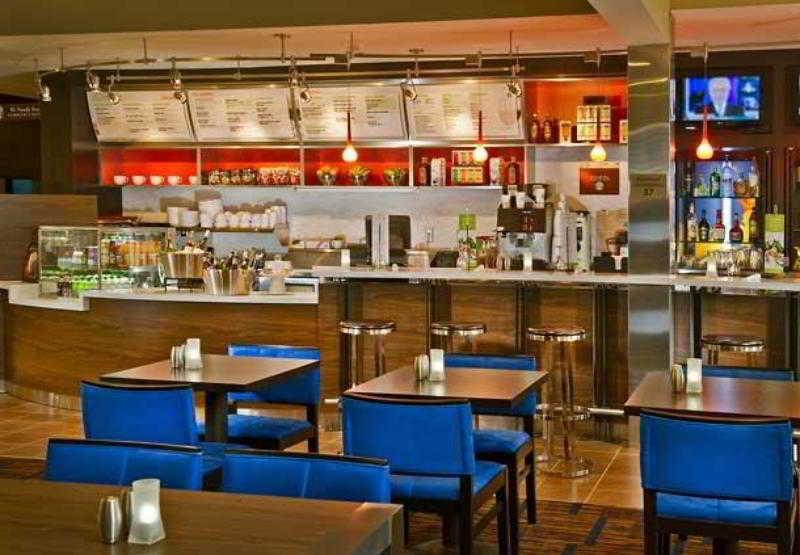 Courtyard Philadelphia Willow Grove Restoran gambar